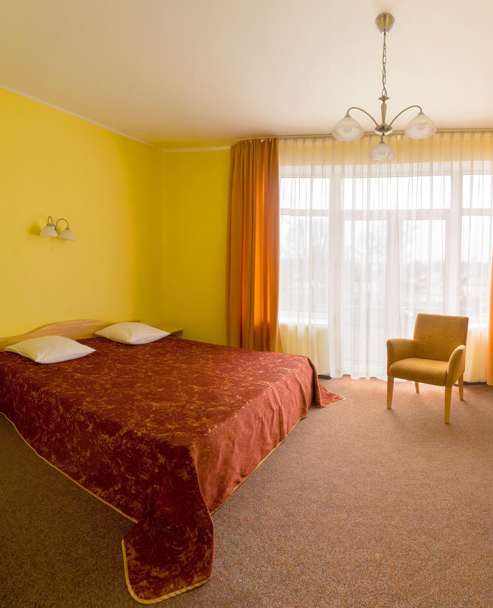Hotel Vilmaja Рига Екстериор снимка