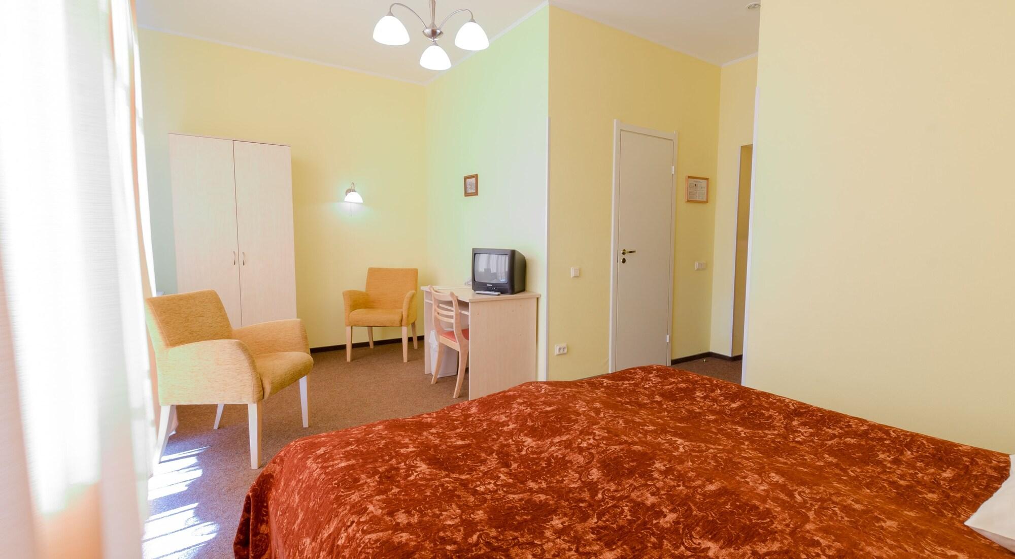 Hotel Vilmaja Рига Екстериор снимка