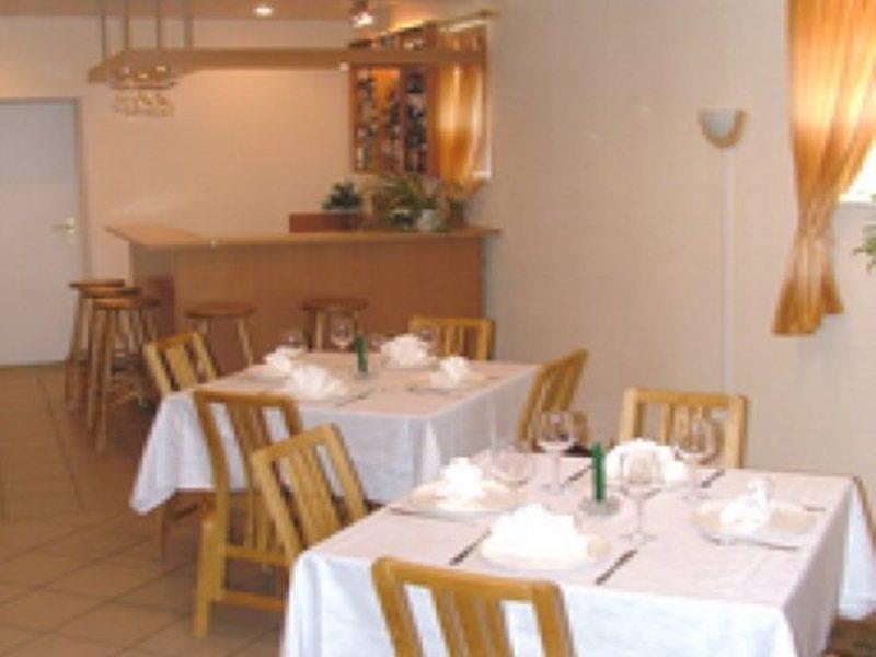 Hotel Vilmaja Рига Екстериор снимка