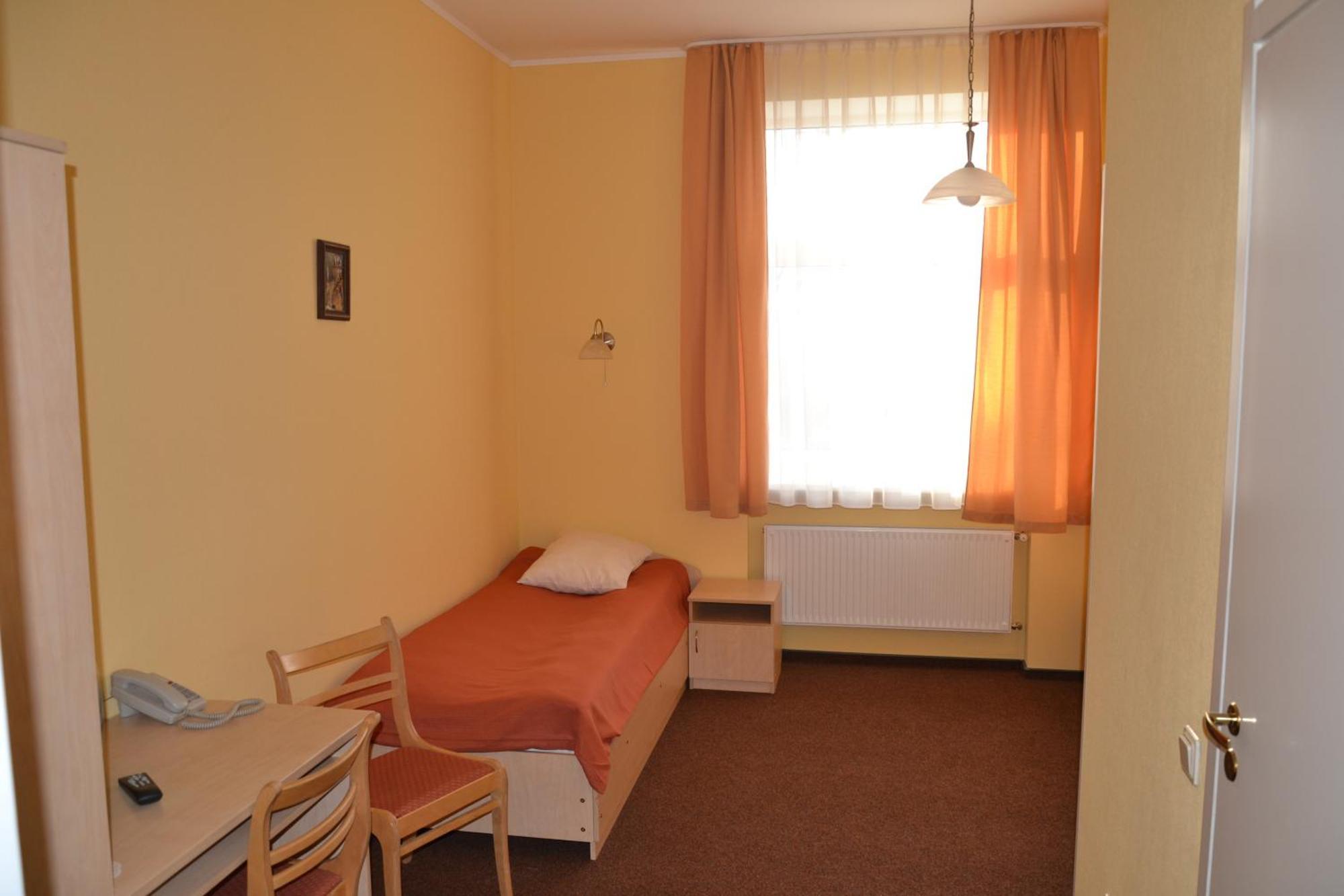 Hotel Vilmaja Рига Екстериор снимка