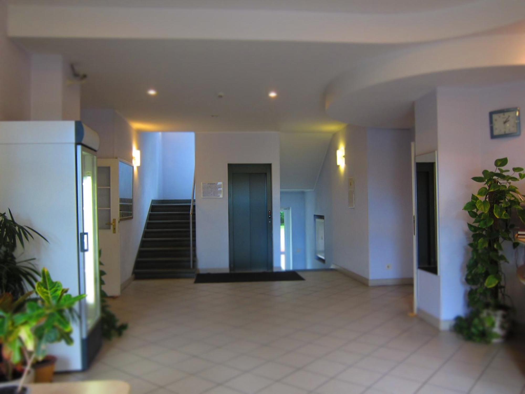 Hotel Vilmaja Рига Екстериор снимка