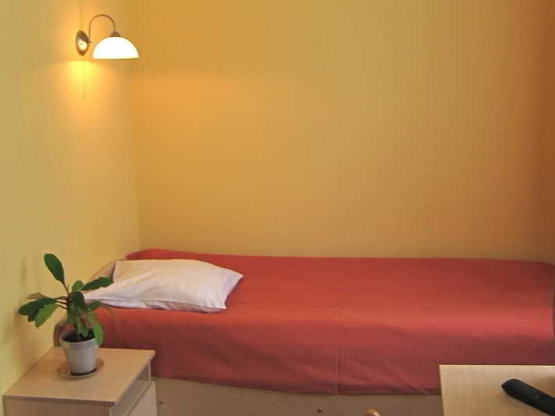 Hotel Vilmaja Рига Екстериор снимка